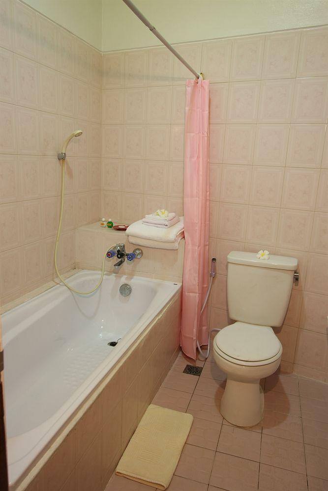 Kudos Guesthouse Ubud Bagian luar foto